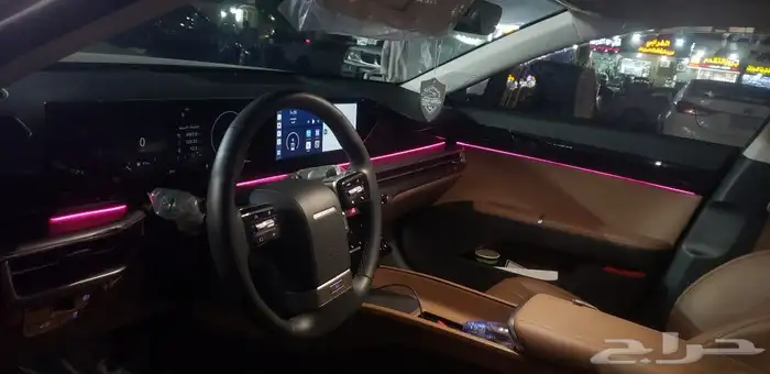 تركيب لدات داخلية على أزيرا ستاندر موديل 2024 4