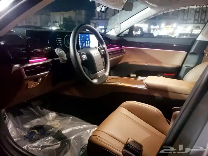 تركيب لدات داخلية على أزيرا ستاندر موديل 2024 1