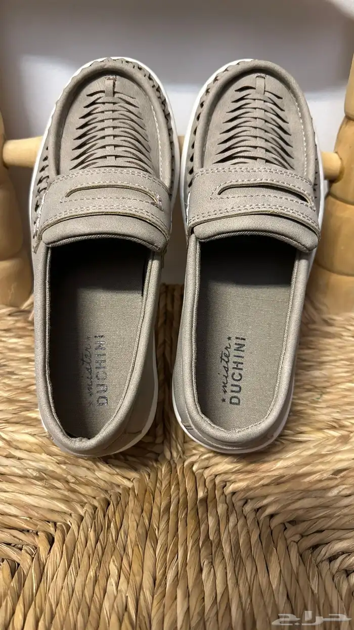 discount   جزمة اطفال جديده polo 7