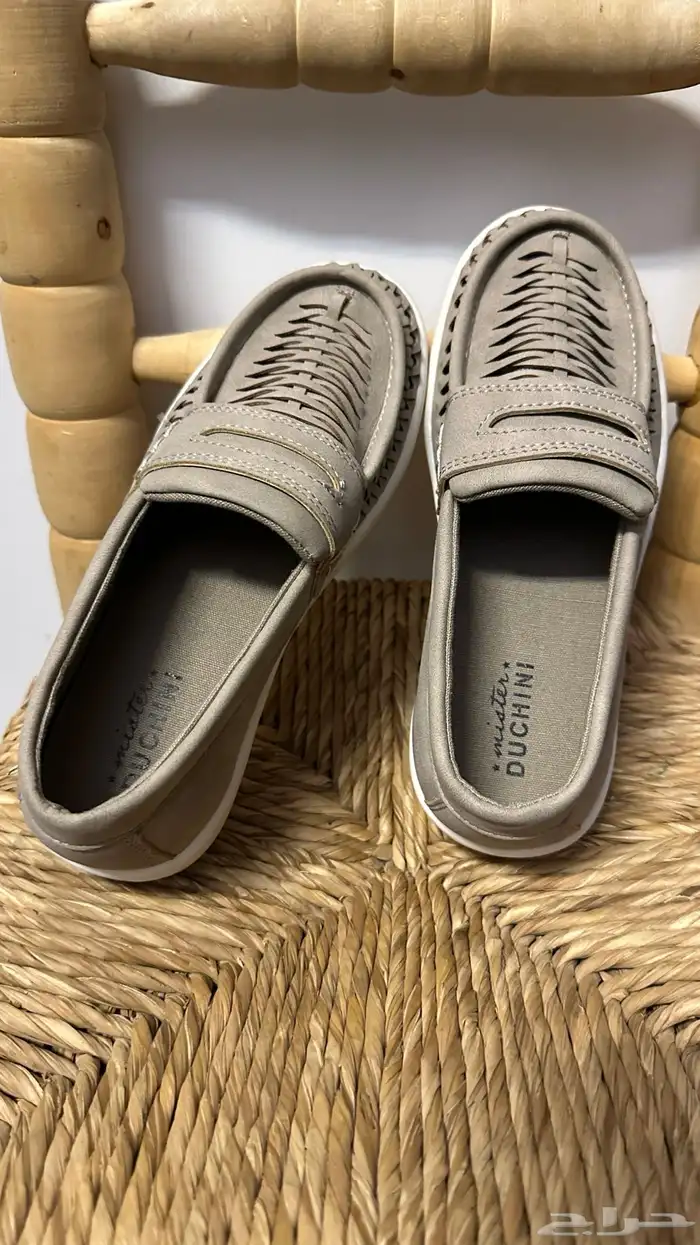 discount   جزمة اطفال جديده polo 8