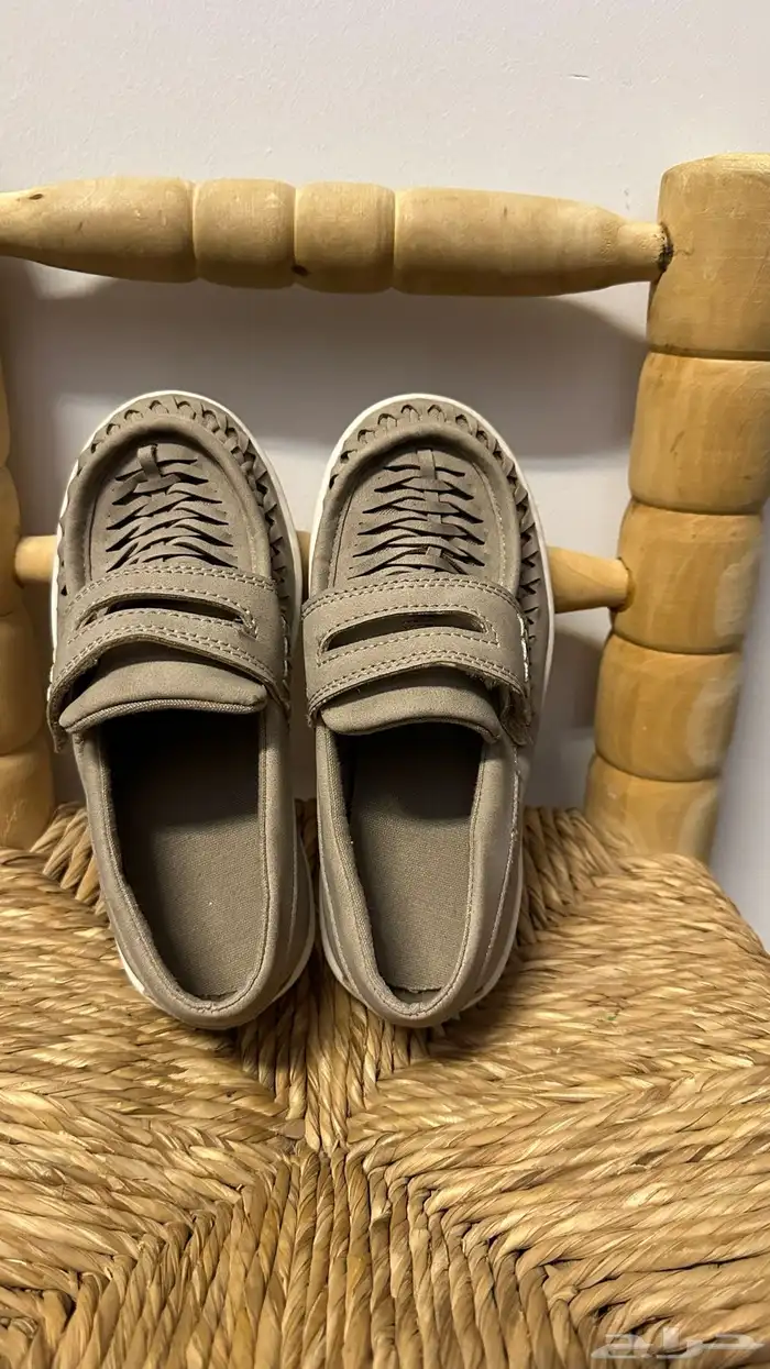 discount   جزمة اطفال جديده polo 10