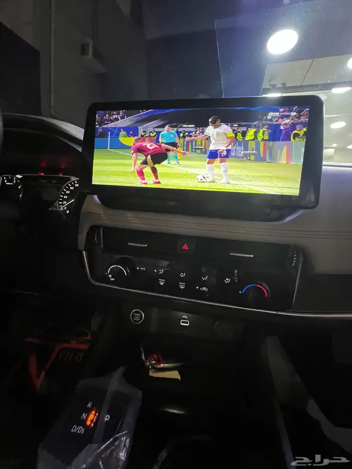 شاشه اكس تريل 2024 3