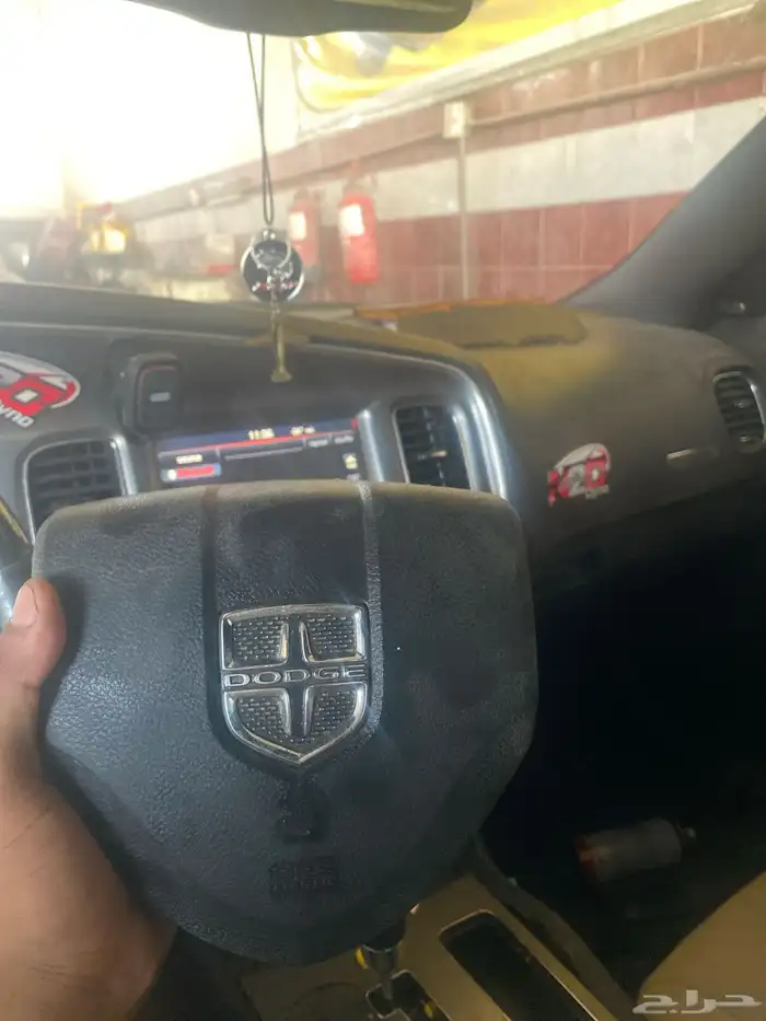 ايرباق مع سستم دودج تشارجر 0