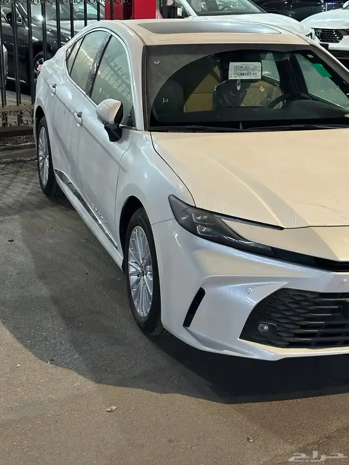 كامري 2025 LE سعودي لدى معرض سامي القعدي 3