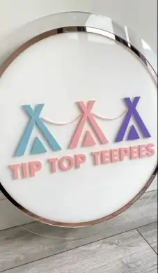 تصنيع وتركيب لوحات محلات حروف بارزة مضيئة اسمنت بورد كلادينج 19