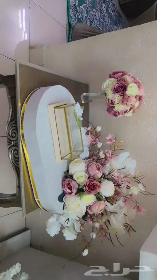 عربة ملكة صندوق مهر 0