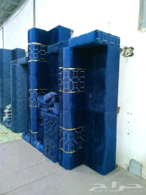 جلسات كنبات جاهزه مقاس 4 في5زاويتين وباطرمه جاهز مقاس 4في5زا 0