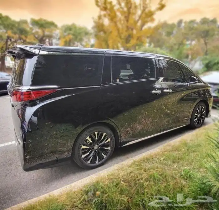 تيوتا الفارد 2024 عداد 5 الف كم تم البيع 3