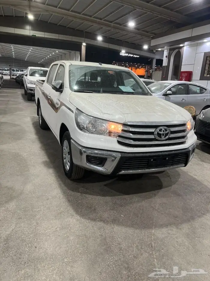 هايلوكس غمارتين GLS اتوماتيك بنزين بريمي 2025 1