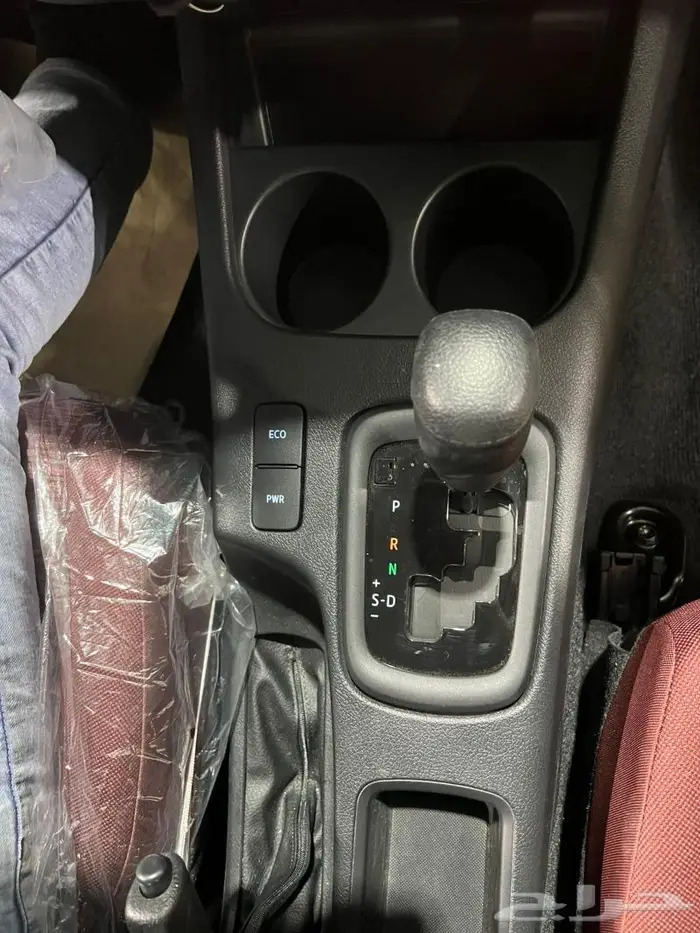 هايلوكس غمارتين GLS اتوماتيك بنزين بريمي 2025 10