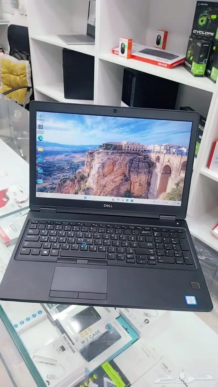 لابتوب ديل i7 لابتوب وحش يشغل كل البرامج الهندسية 7