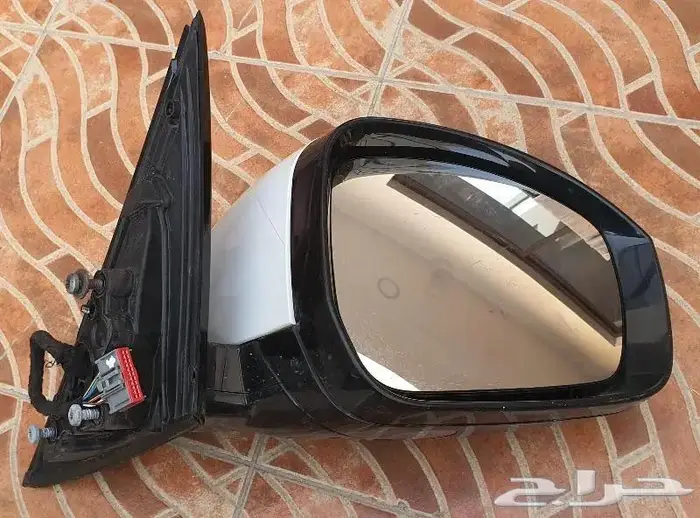 مراية رنج روفر يمين اصلية شد بلد نظيفة جدا 10