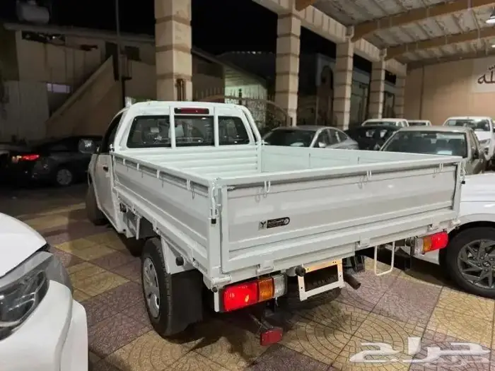 ايسوزو ديماكس جوانب 2025محرك 1900 CC 150حصان 20