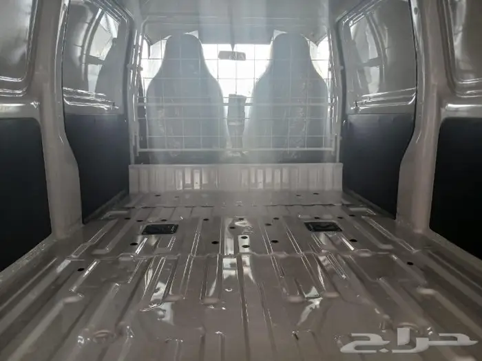 سوزوكي ايكو فان بضاعه بنزين قيرعادي 2025 4