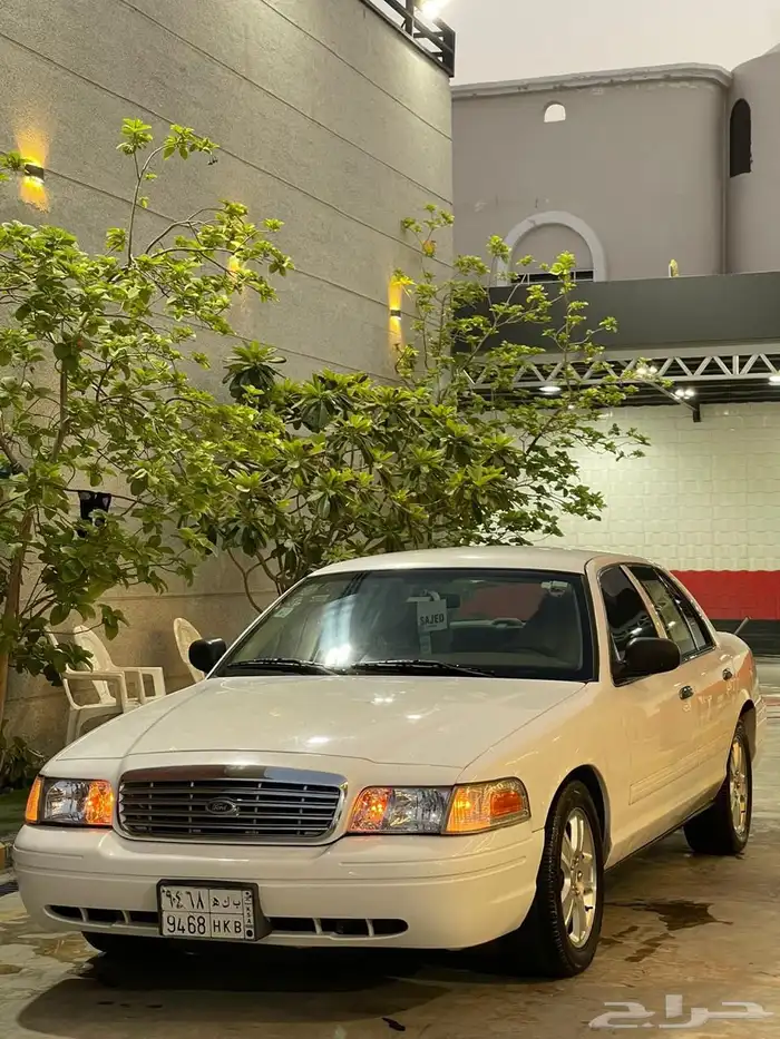للبدل فورد كروان فكتوريا سعودي 2009 للبدل بسياره مقاربه لها 2