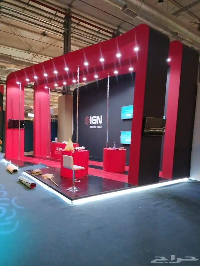 بوثات المعارض وتنظيم المعارض وجميع اعمال الكلادنق والزنكور 12