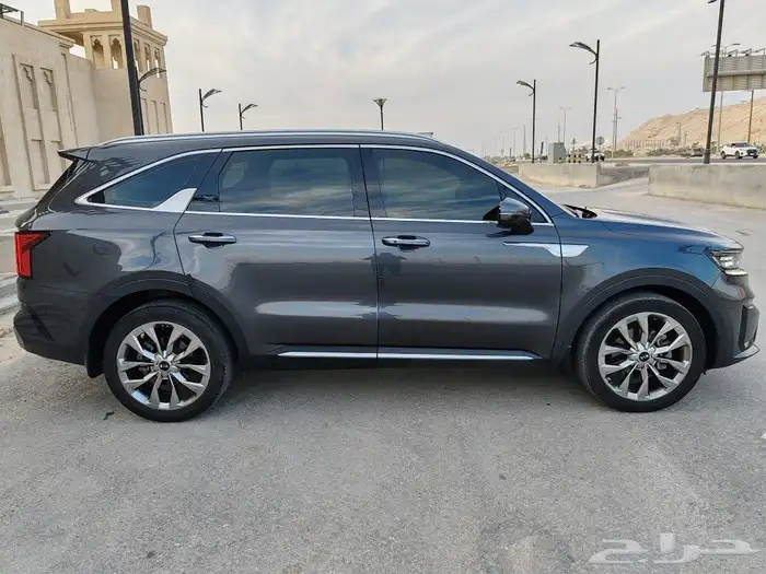 تم البيع سورنتو ديزل 2021 سبع مقاعد الاحساء 8