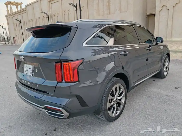 تم البيع سورنتو ديزل 2021 سبع مقاعد الاحساء 12