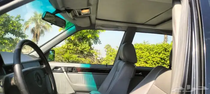 1995 MERCEDES E420-V8 10
