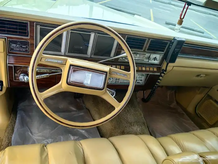 لنكن مارك كوب باب واحد موديل 1981 مخزن 29