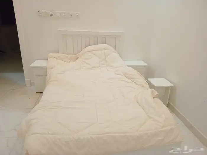 غرفة نوم ايكيه مستخدمه استخدام نضيف 1