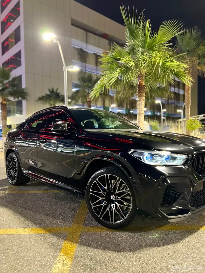 بي ام دبليو X6M كومبتشن 2023 قمة النظافة بحالة الوكالة 9