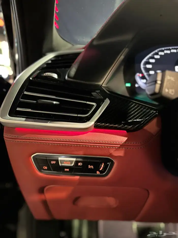 بي ام دبليو X6M كومبتشن 2023 قمة النظافة بحالة الوكالة 20