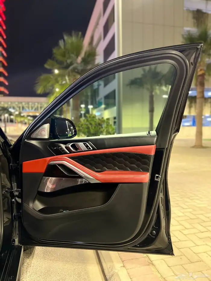 بي ام دبليو X6M كومبتشن 2023 قمة النظافة بحالة الوكالة 37