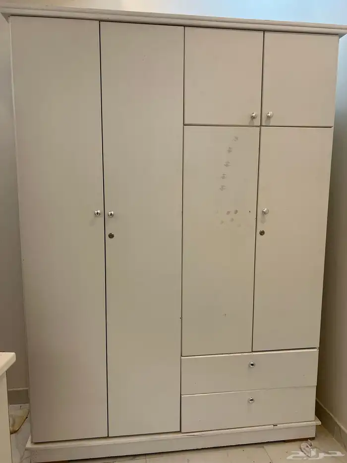 غرفة نوم ايكيه مستخدمه استخدام نضيف 3