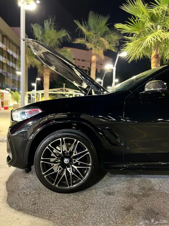 بي ام دبليو X6M كومبتشن 2023 قمة النظافة بحالة الوكالة 52