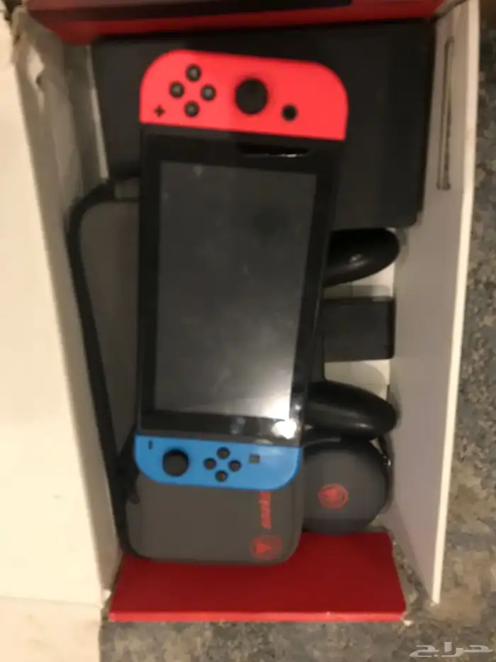 للبيع جهاز نينتنيدو سوتش Nintendo Switch 3