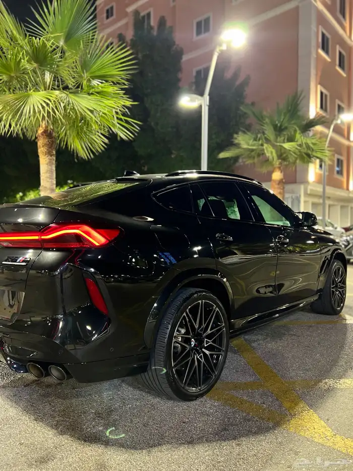 بي ام دبليو X6M كومبتشن 2023 قمة النظافة بحالة الوكالة 14