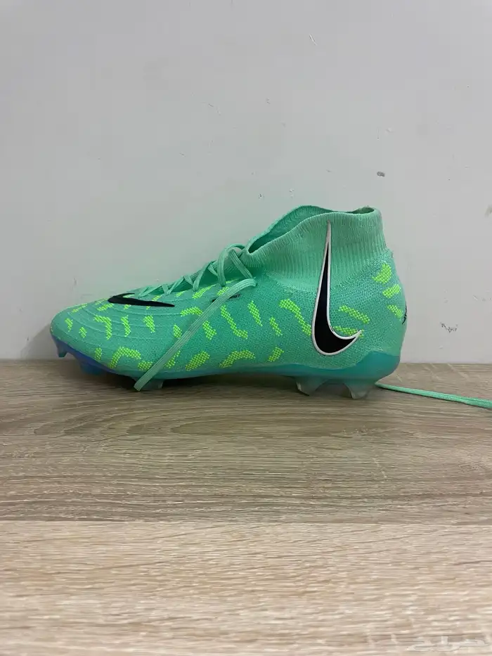 بوت نايك اصلي Nike boots 14