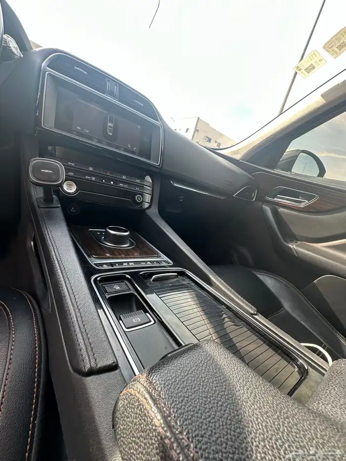 jaguar f-pace 2020 8