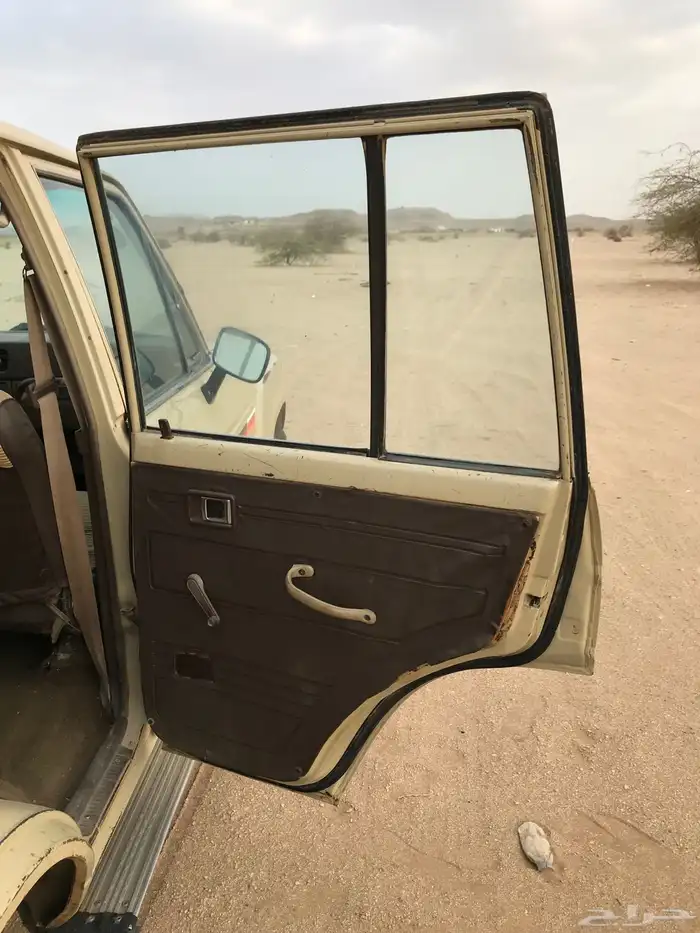 ( تم البيع ) تويوتا لاندكروزر موديل 1984 10