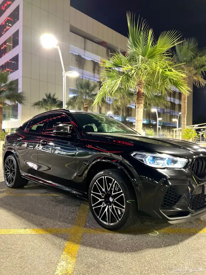 بي ام دبليو X6M كومبتشن 2023 قمة النظافة بحالة الوكالة 13