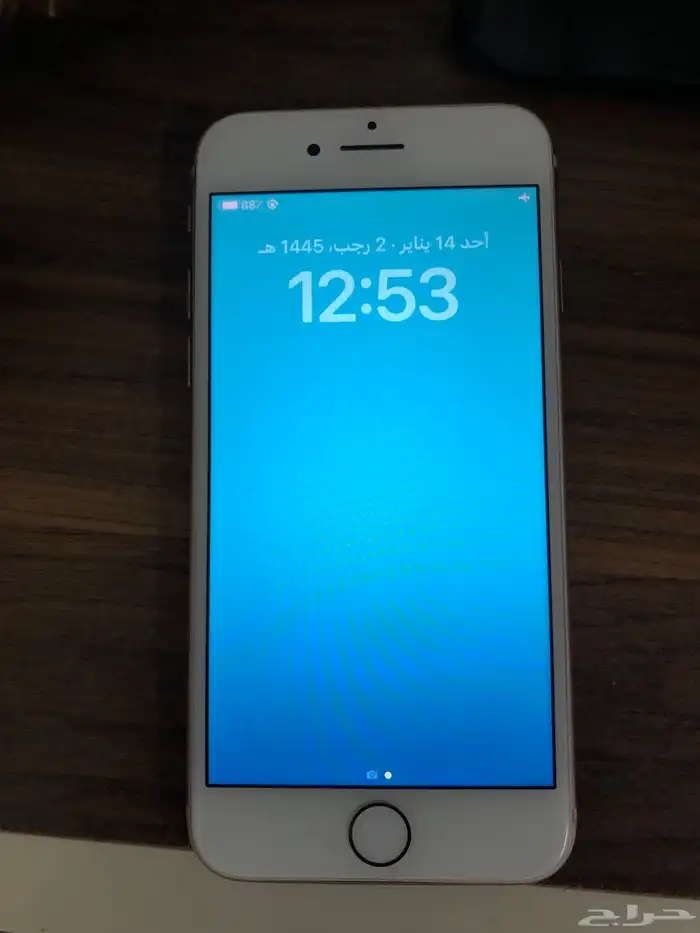 ايفون 8 نظيف وبصمة شغال 64ج 1