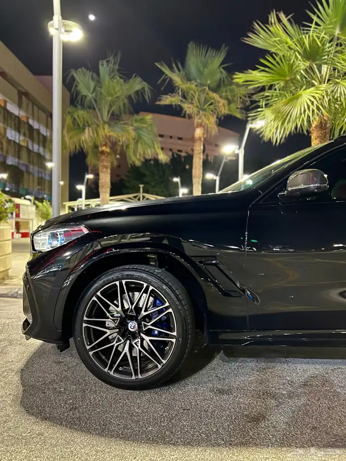 بي ام دبليو X6M كومبتشن 2023 قمة النظافة بحالة الوكالة 3