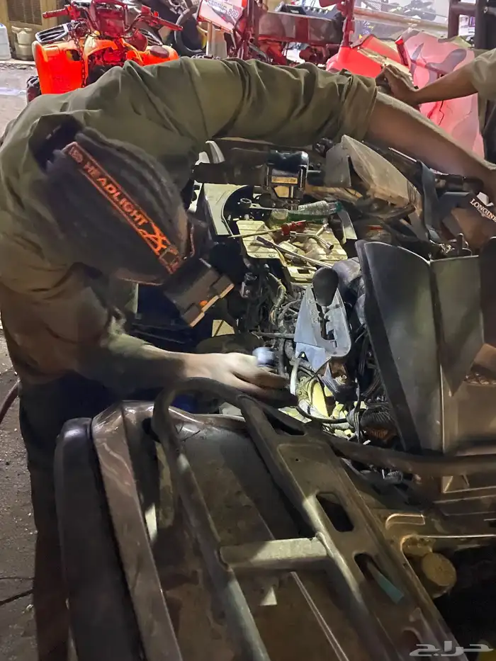 ورشة صيانة جميع الدبابات و البقيات 9