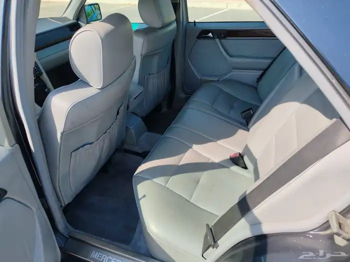 1995 MERCEDES E420-V8 8