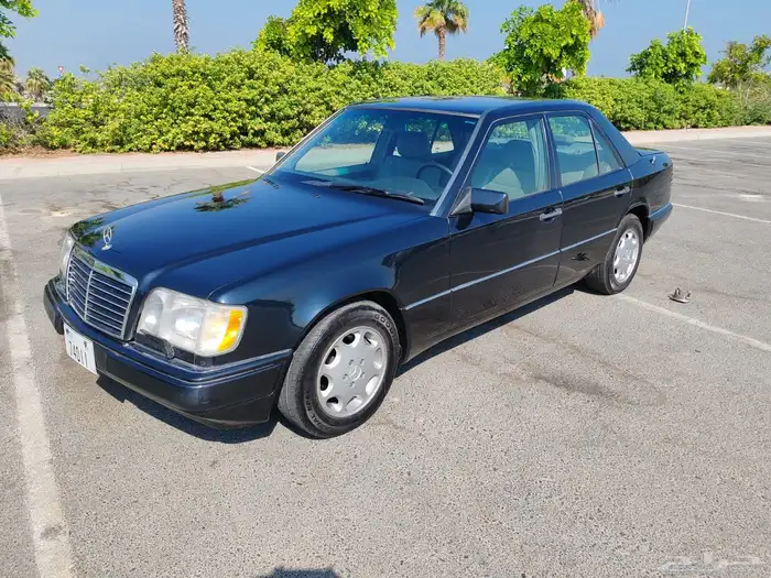 1995 MERCEDES E420-V8 4