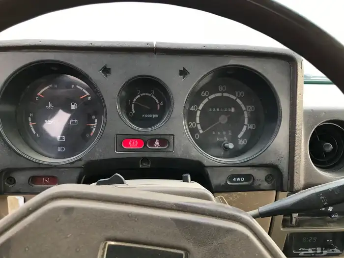 ( تم البيع ) تويوتا لاندكروزر موديل 1984 20