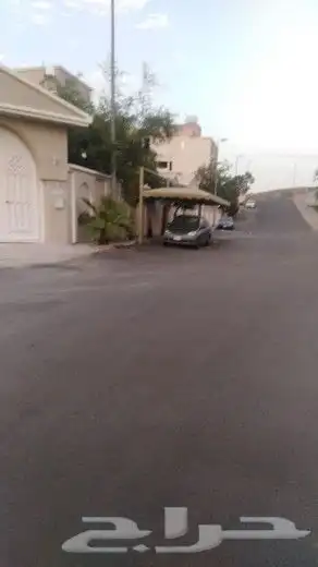 فيلا للبيع بالعوالي 2