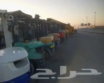 فوركلفت رافعه شوكية للايجار اليومي والشهري 1