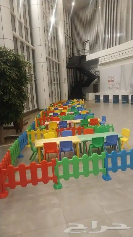 بيع و ايجار مناسبات طاولات كراسي حواجز 2