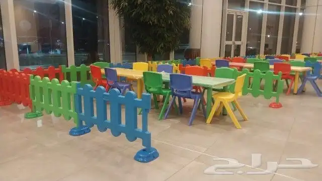 بيع و ايجار مناسبات طاولات كراسي حواجز 0