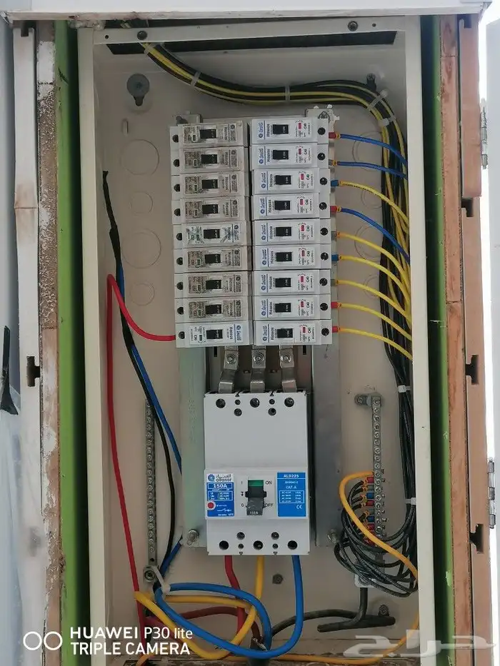 مقاول كهربا وأمن وسلامه وتركيب كمرات أسعاره مناسبه للجميع 5