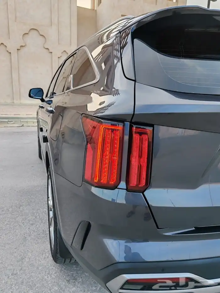 تم البيع سورنتو ديزل 2021 سبع مقاعد الاحساء 15