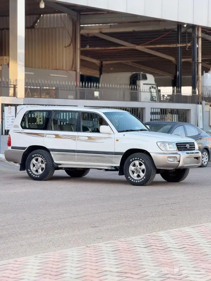 تويوتا جي اكس ار 2002 1