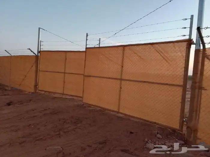 نقوم بتركيب الشبوك بجميع انواعها شبوك المزارع السياج الأمني 6